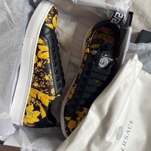 Versace Sneakers